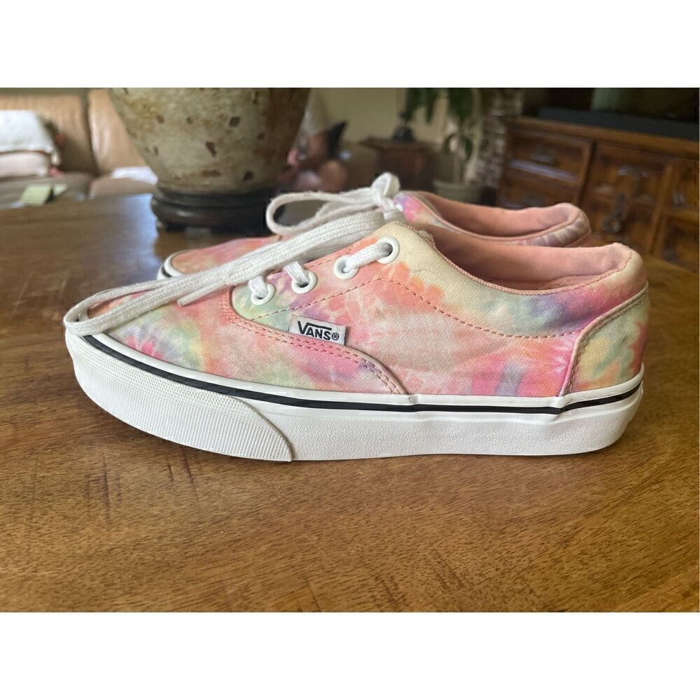 Vans Off The Wall Shoes Tie Dye Canvas Lace Up Sneaker Skate Flats Size US Women